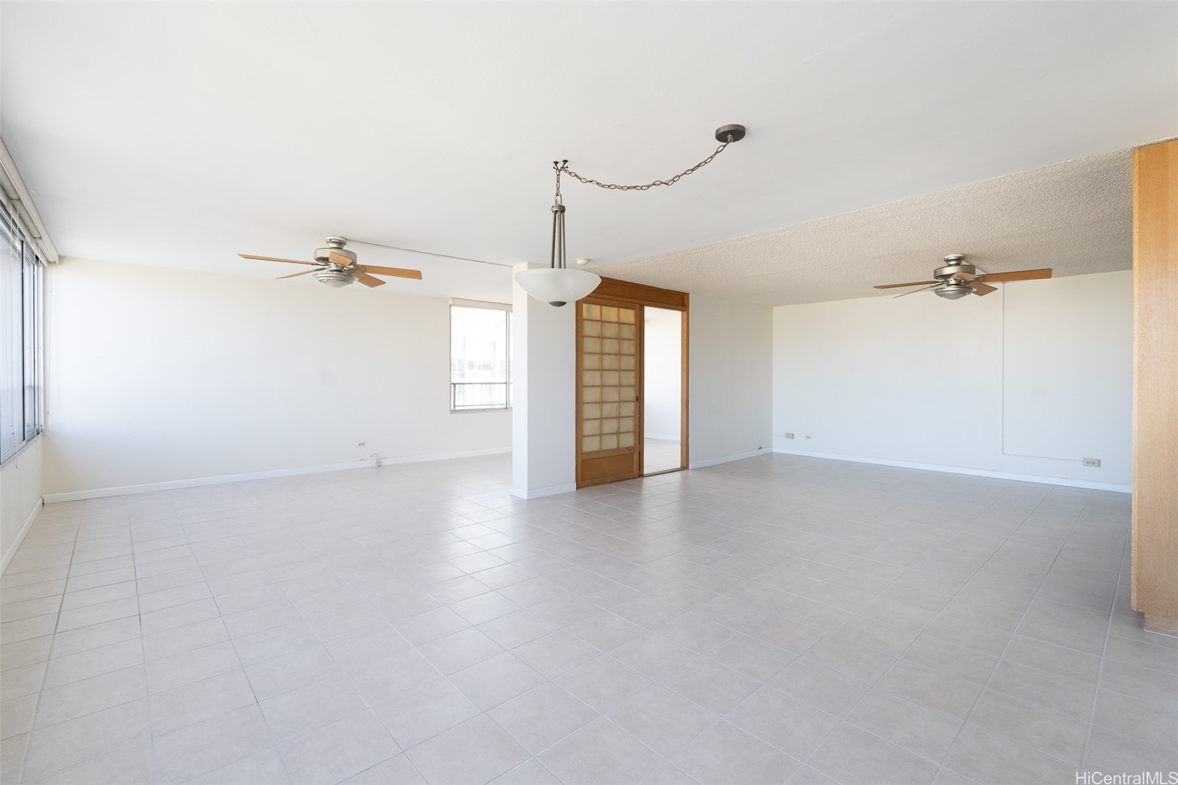 1310 Heulu Street 1102