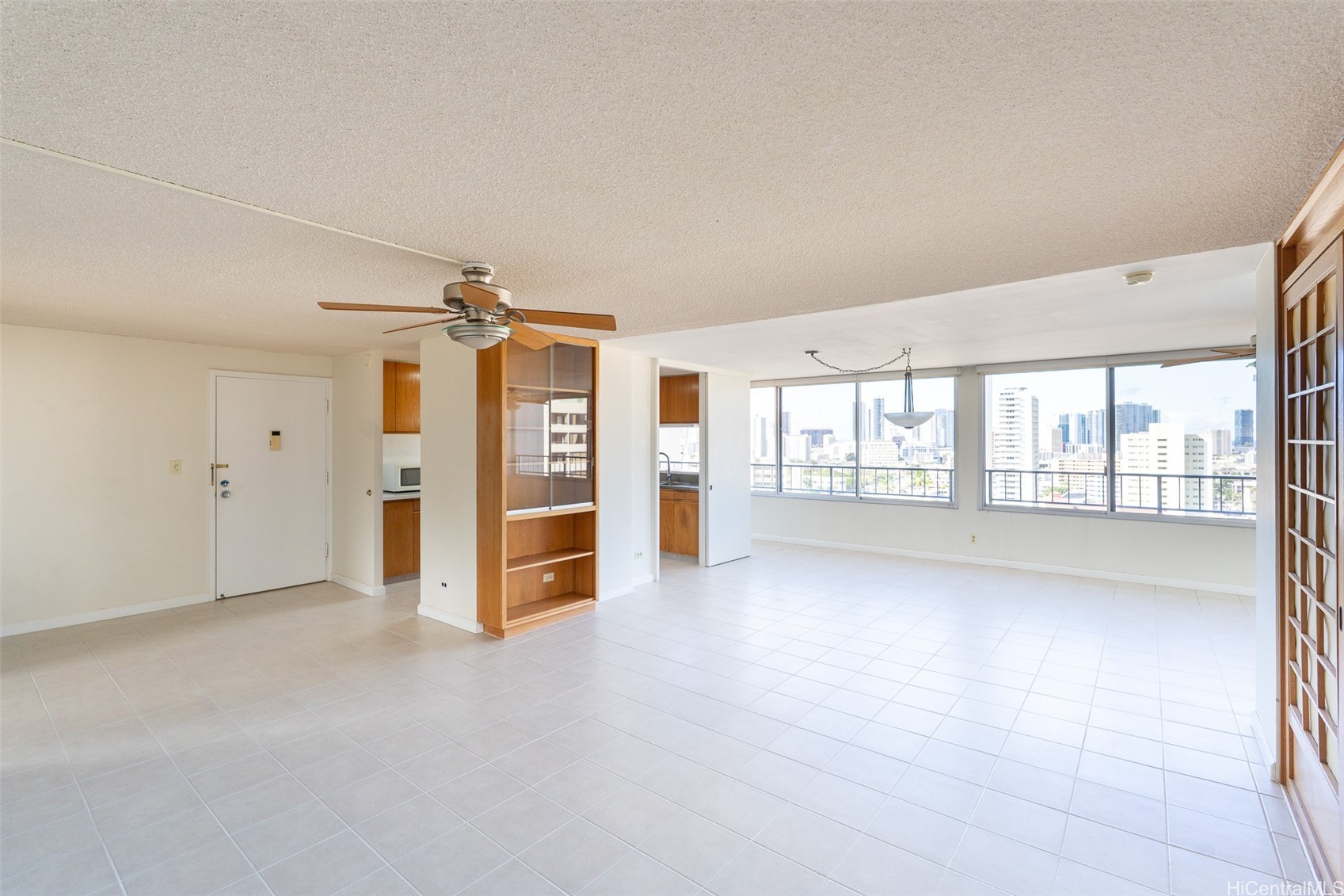 1310 Heulu Street 1102