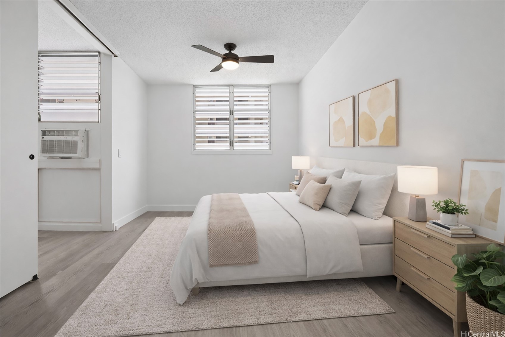 1122 Kinau Street 405