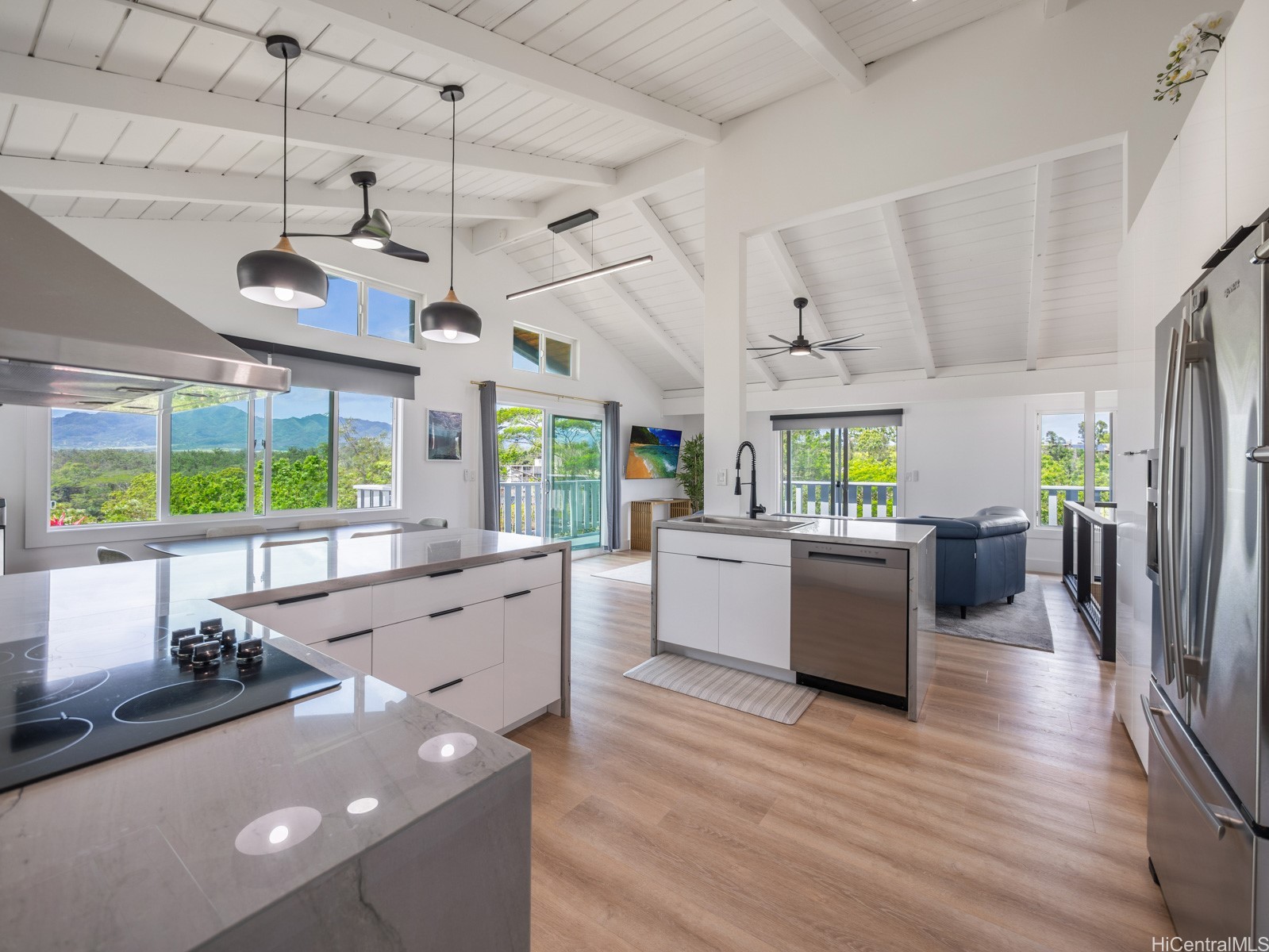 95-109 Waikalani Drive