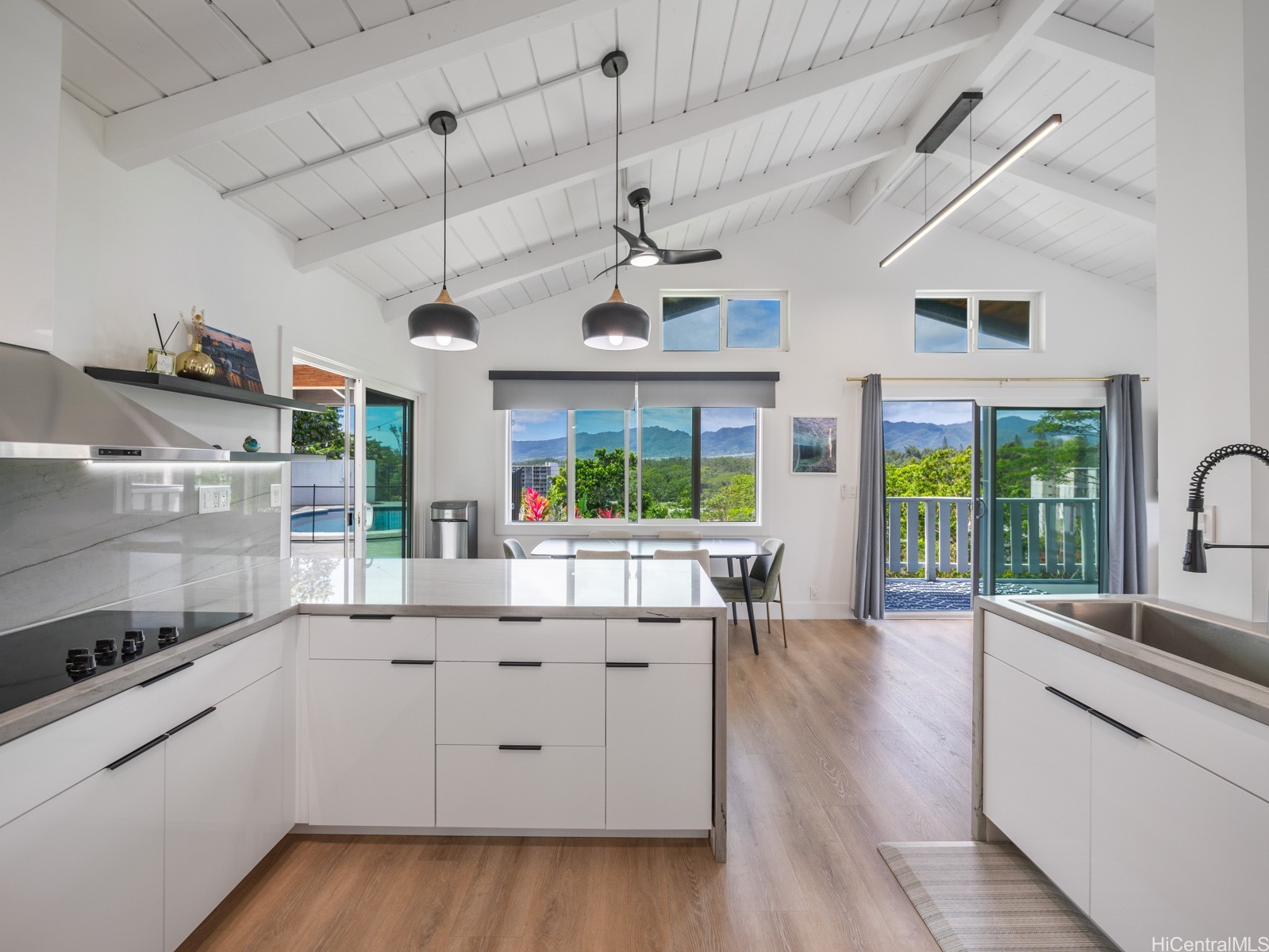 95-109 Waikalani Drive