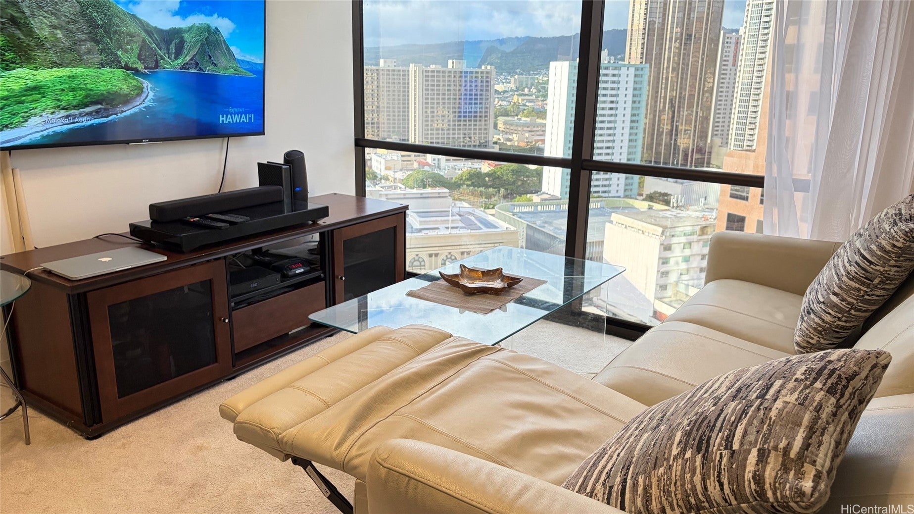 1088 Bishop Streets 2202