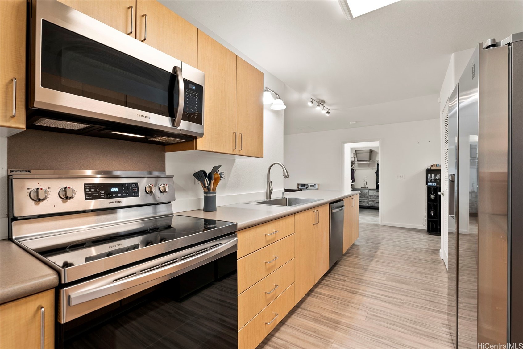 95-963 Ukuwai Street 3802