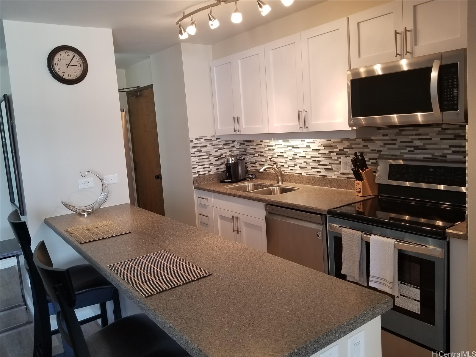 1778 Ala Moana Boulevard 2818