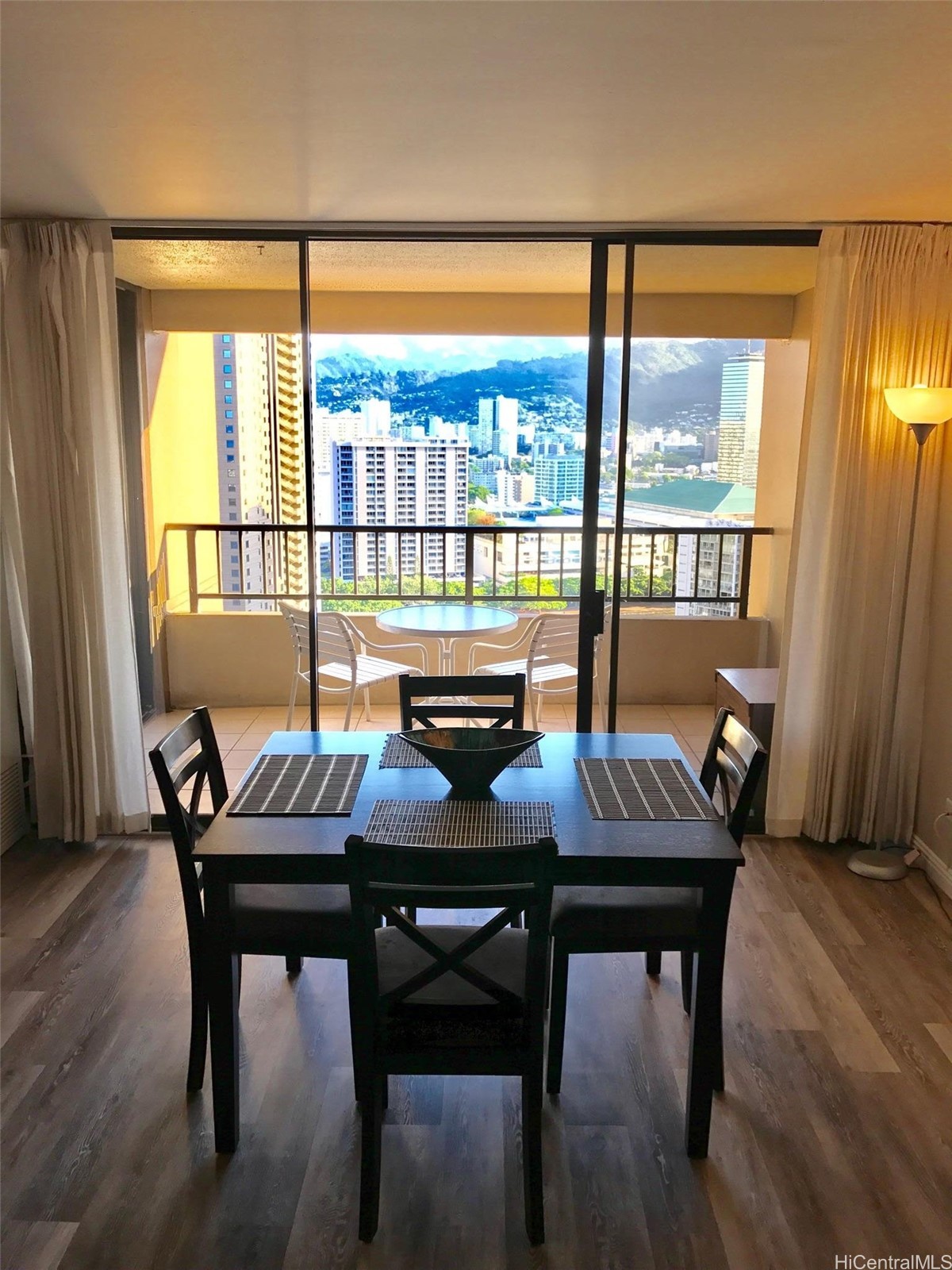 1778 Ala Moana Boulevard 2818