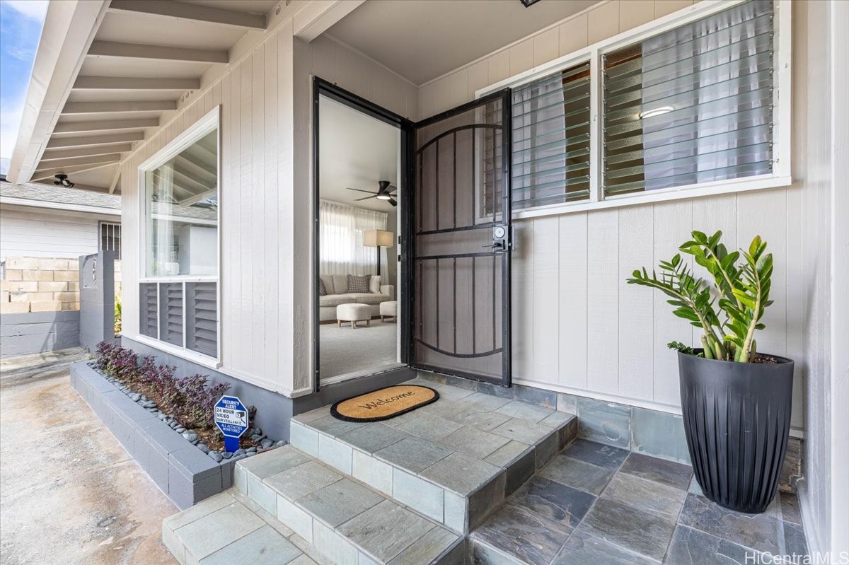 1297 Ala Napunani Street