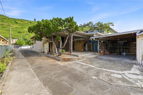 Photo of 1851 Palolo Avenue, Honolulu, HI 96816 (MLS # 202609465)