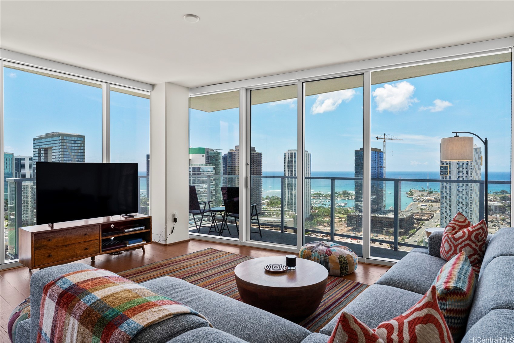 888 Kapiolani Boulevard 3505