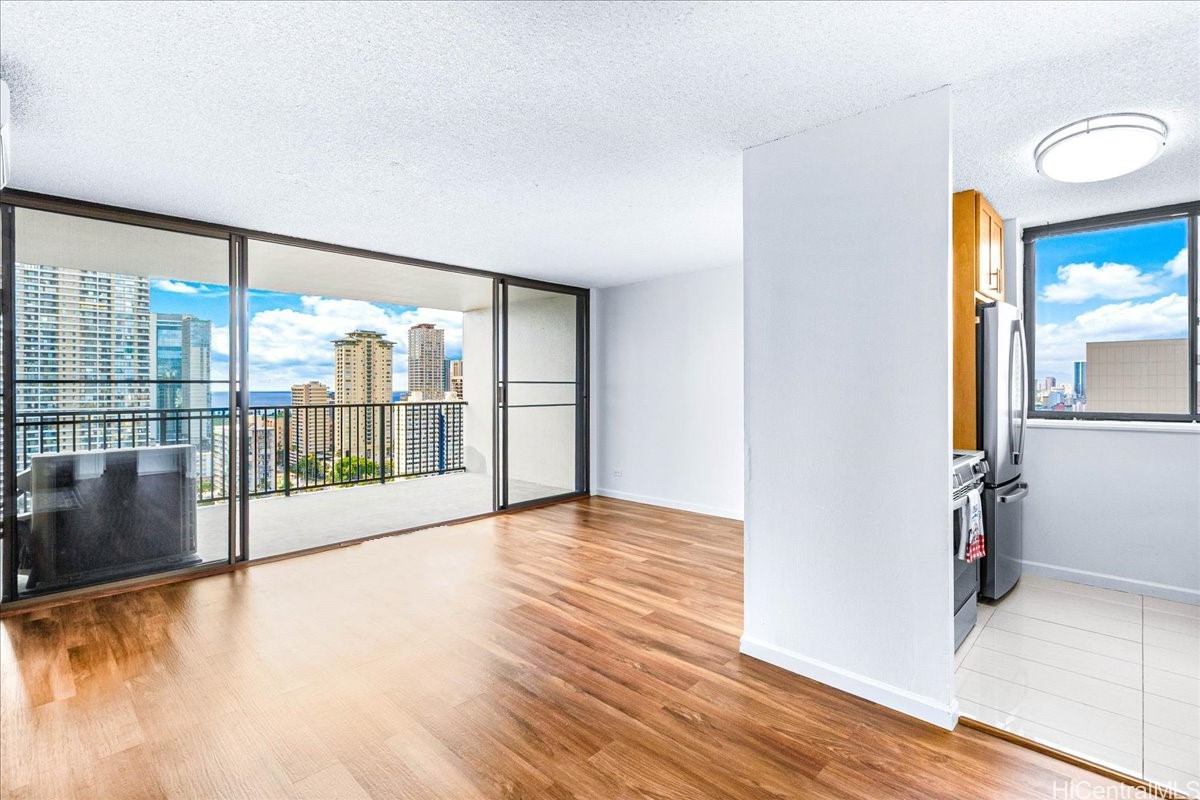 2444 Hihiwai Street 2306