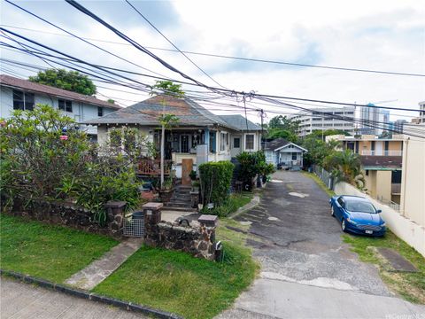 Photo of 1517 Miller Street, Honolulu, HI 96813 (MLS # 202604799)