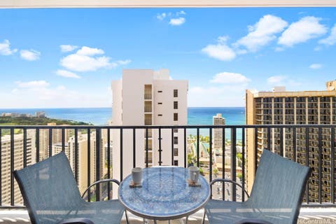 Photo of 201 Ohua Avenue #T2-3604, Honolulu, HI 96815 (MLS # 202614464)