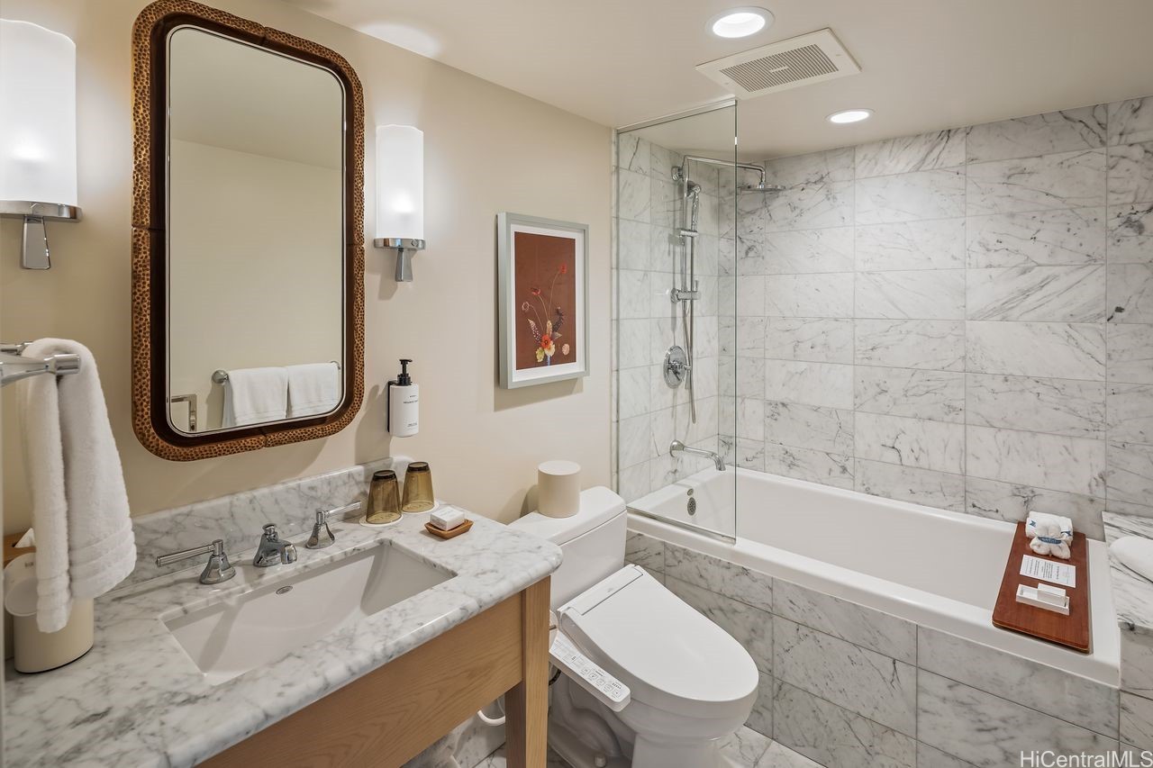 223 Saratoga Road 2018