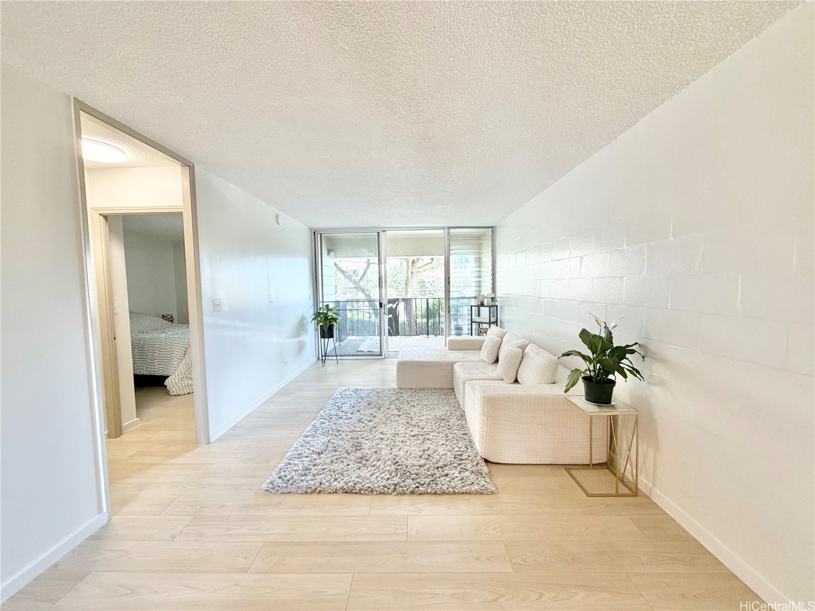 2488 Kapiolani Boulevard 303