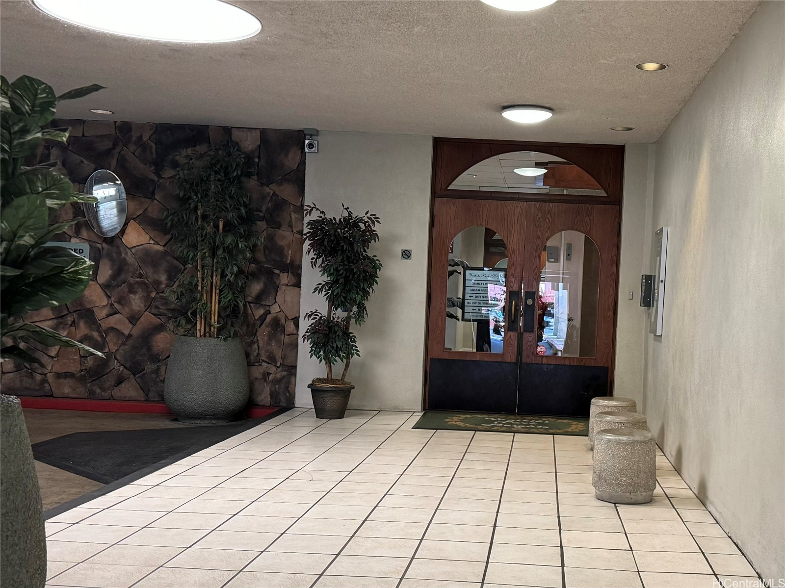 Waikiki Park Hgts Residential Lease