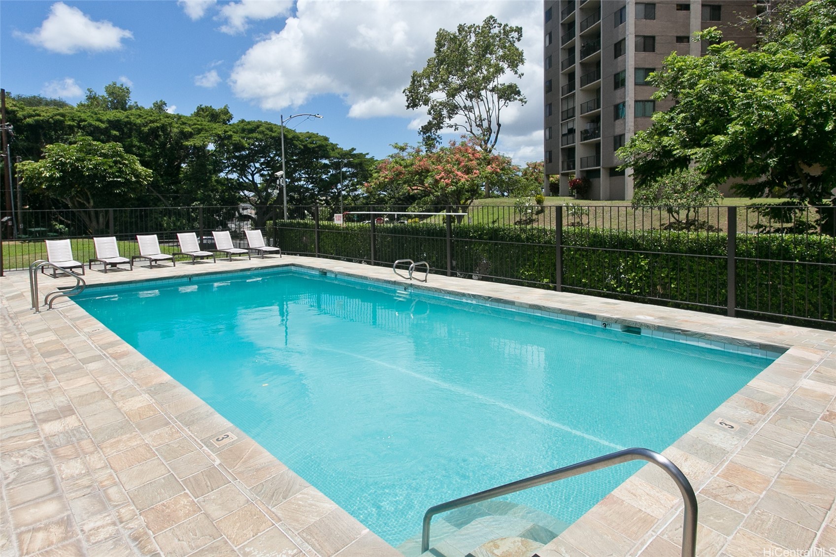 98-500 Koauka Loop 8M