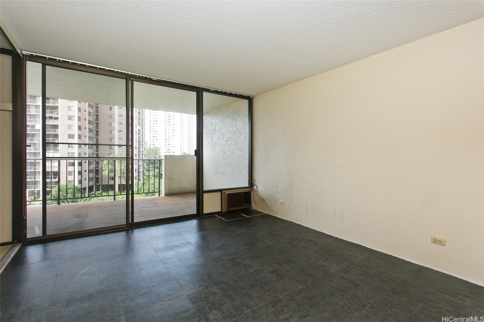 98-500 Koauka Loop 8M