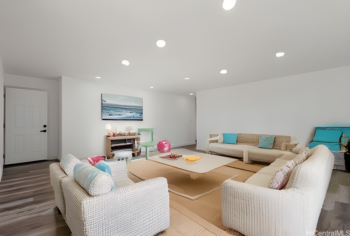 84-1036 Noholio Road