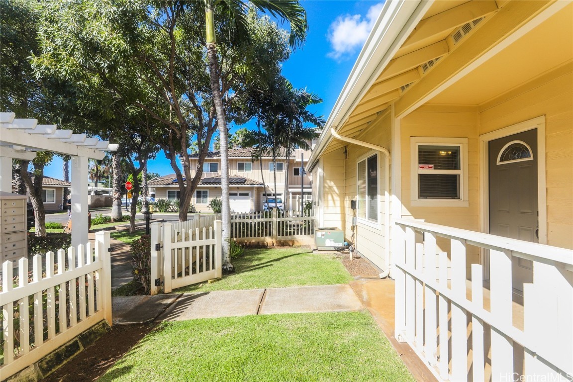 Nanala At Mehana Condominium