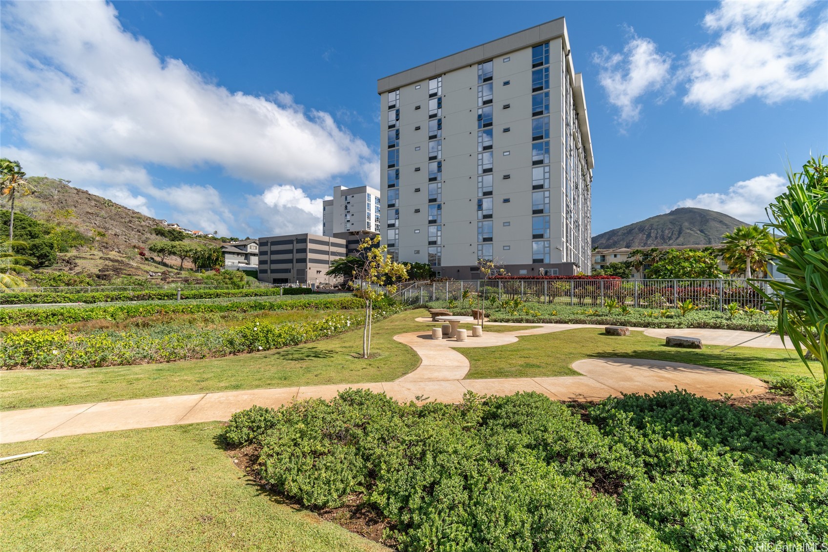 Hale Ka Lae Condominium