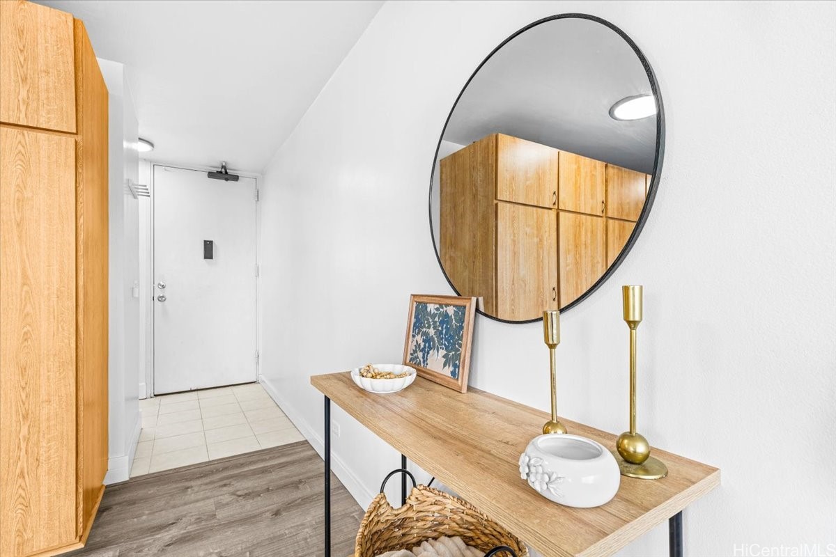 1820 Waiola Street 512