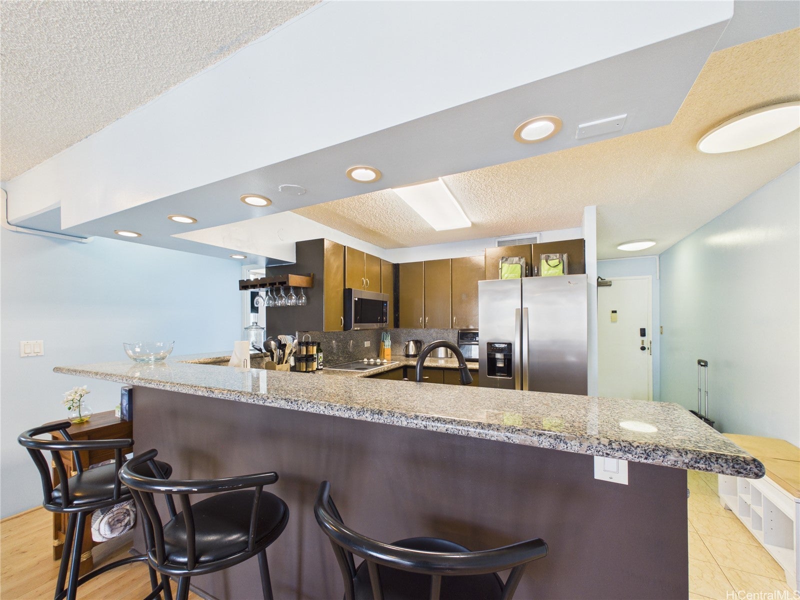 2575 Kuhio Avenue 1404