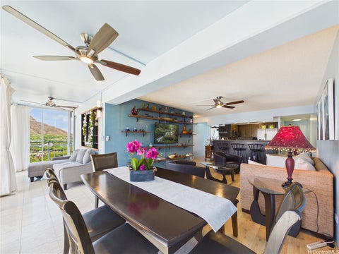 Photo of 2575 Kuhio Avenue #1404, Honolulu, HI 96815 (MLS # 202615842)