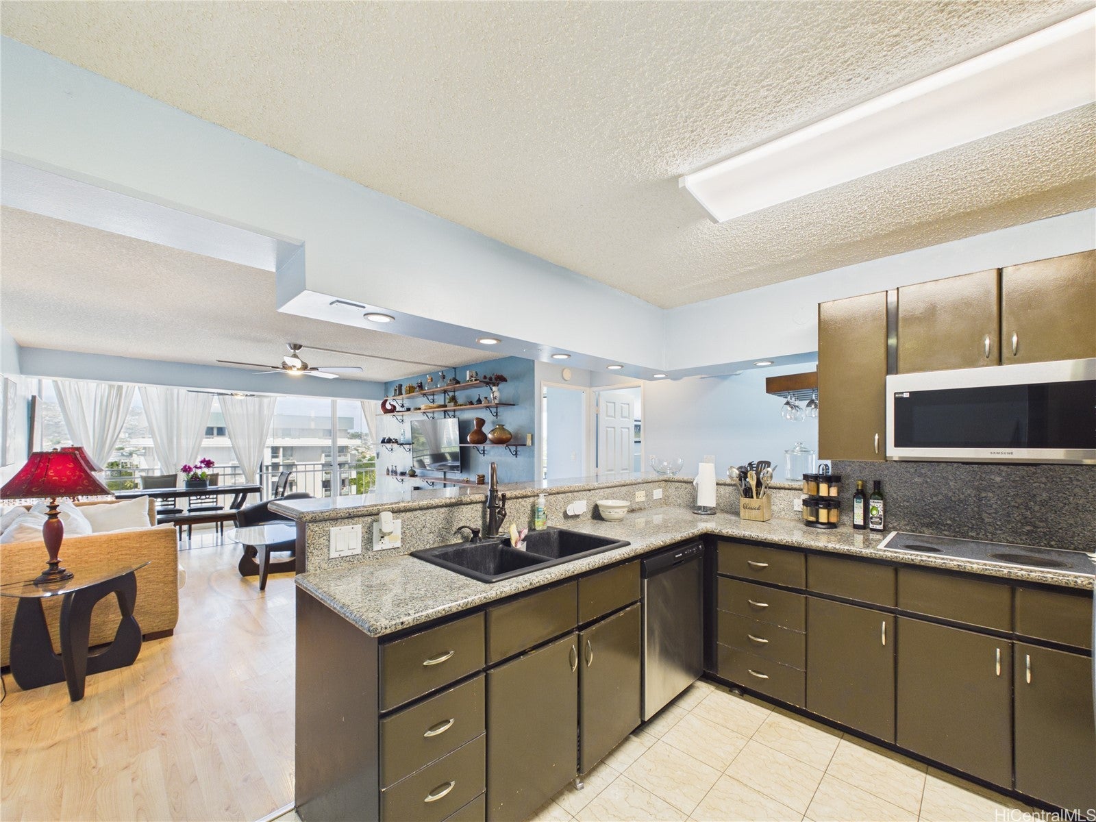 2575 Kuhio Avenue 1404