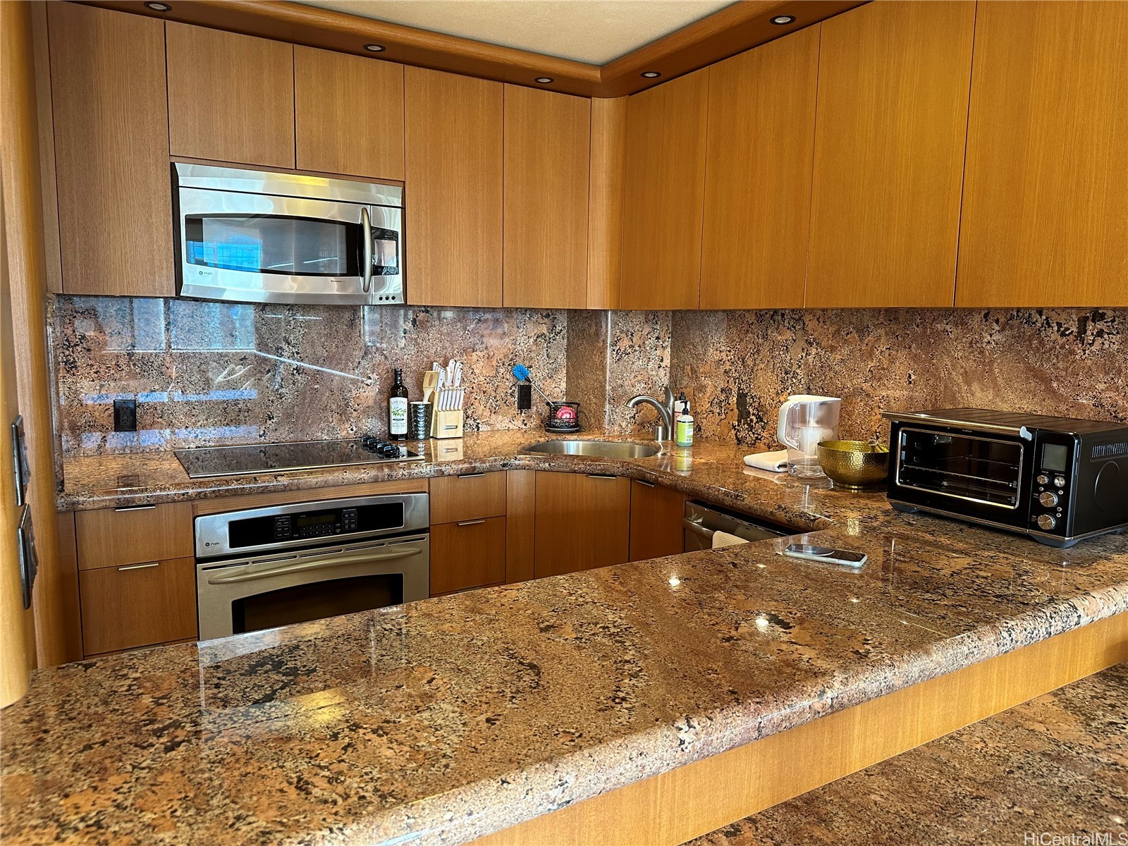 1255 Nuuanu Avenue E2903