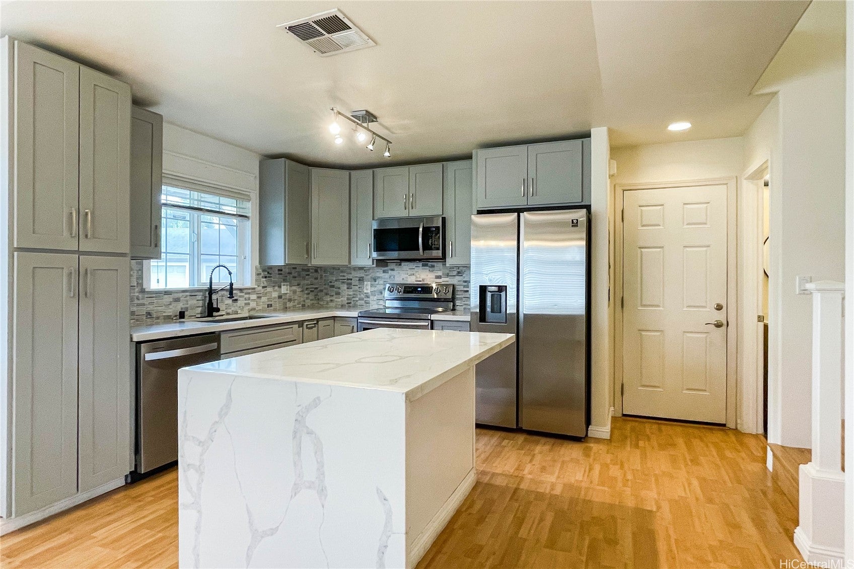 91-2035 Kaioli Street 3101