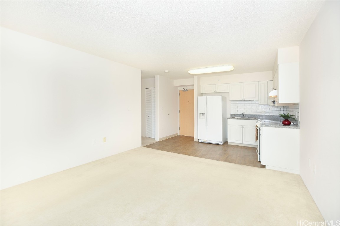 801 South St Condominium