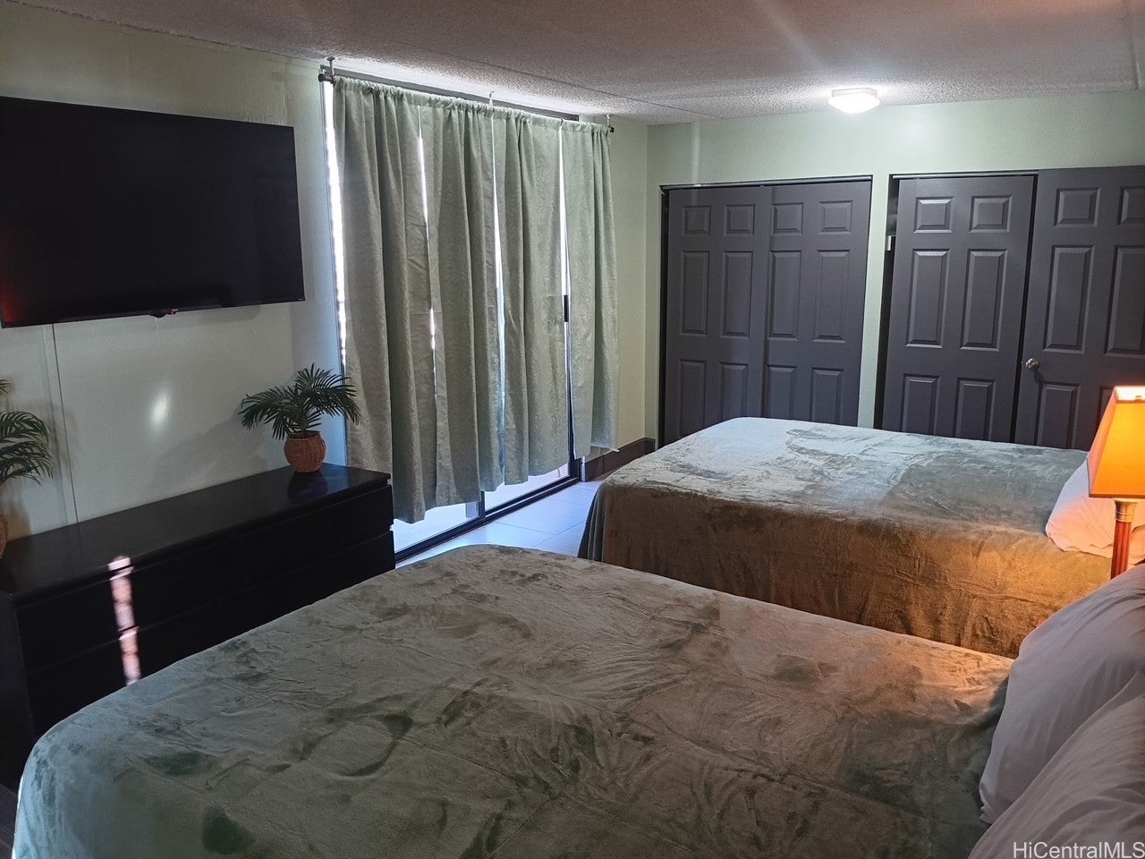 2240 Kuhio Avenue 3207
