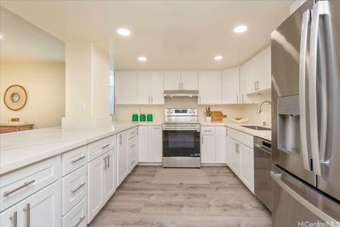 Photo of 46-283 Kahuhipa Street #C-B1, Kaneohe, HI 96744 (MLS # 202611195)