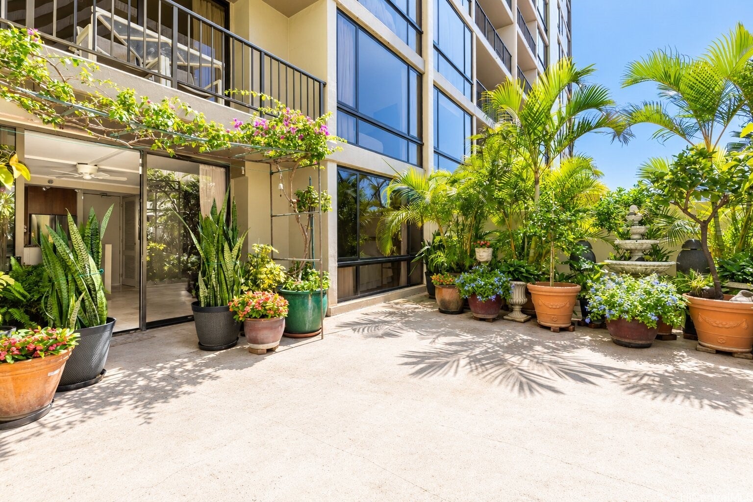 229 Paoakalani Avenue 602