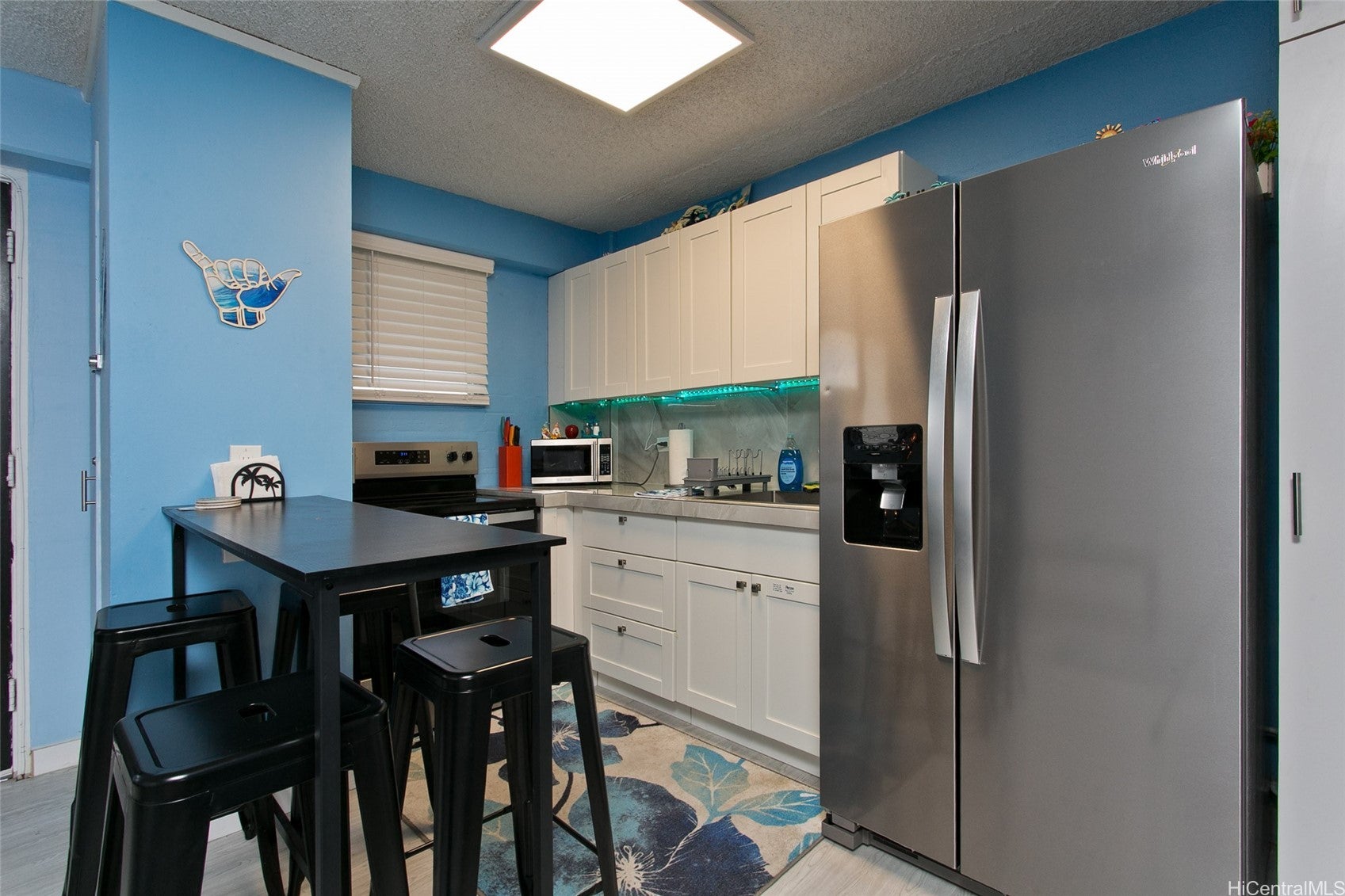 417 Nohonani Street 503