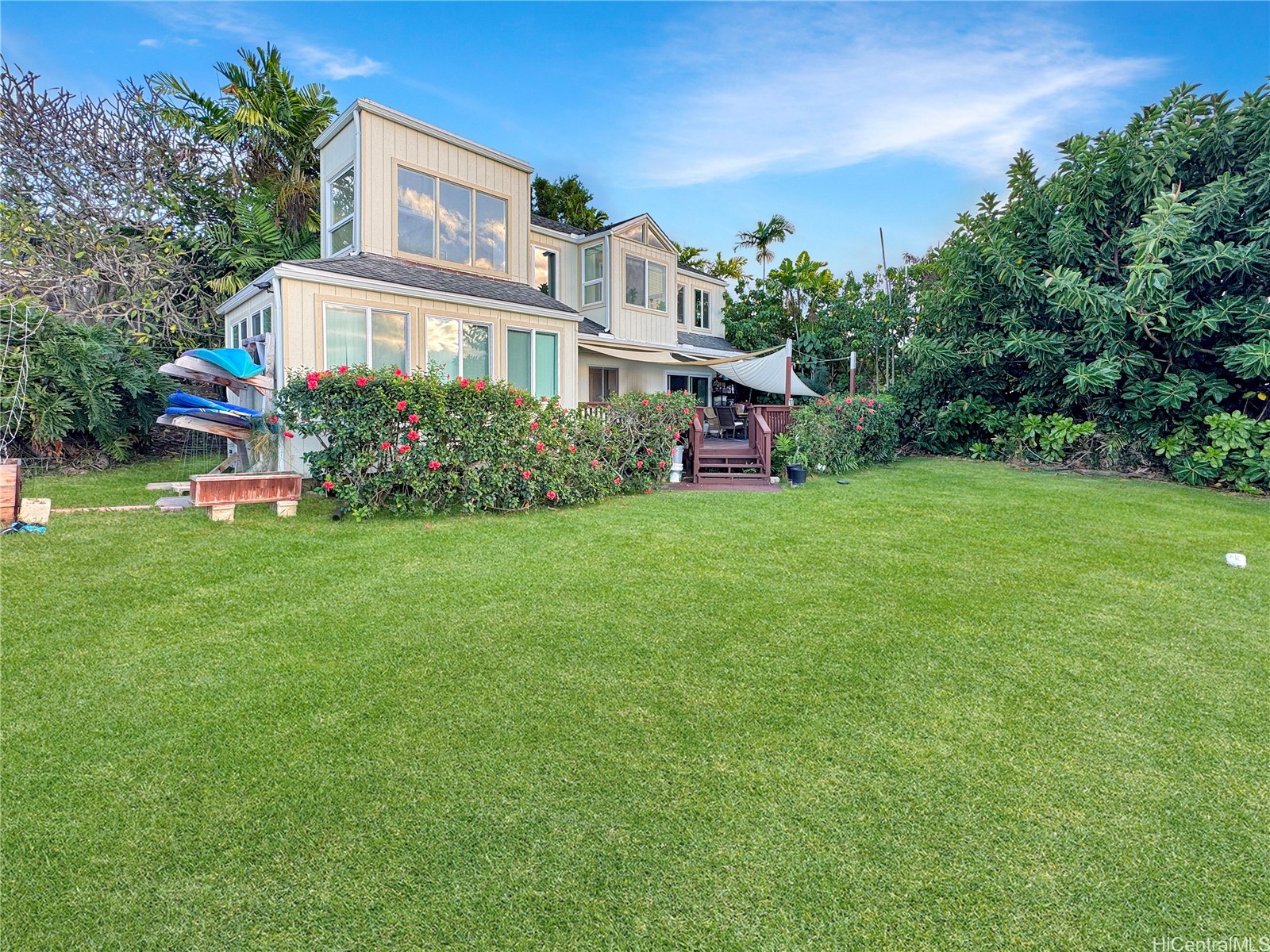 44-327 Kaneohe Bay Drive