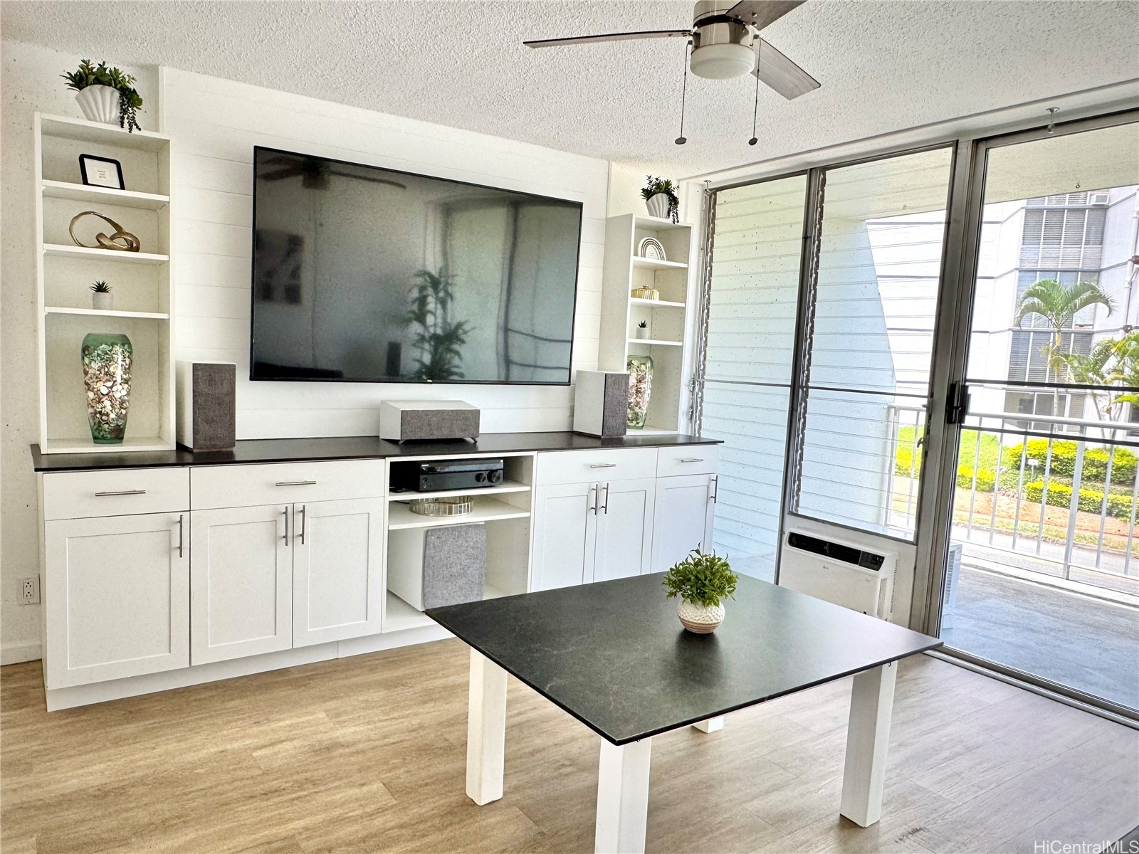 95-019 Waihonu Street B305