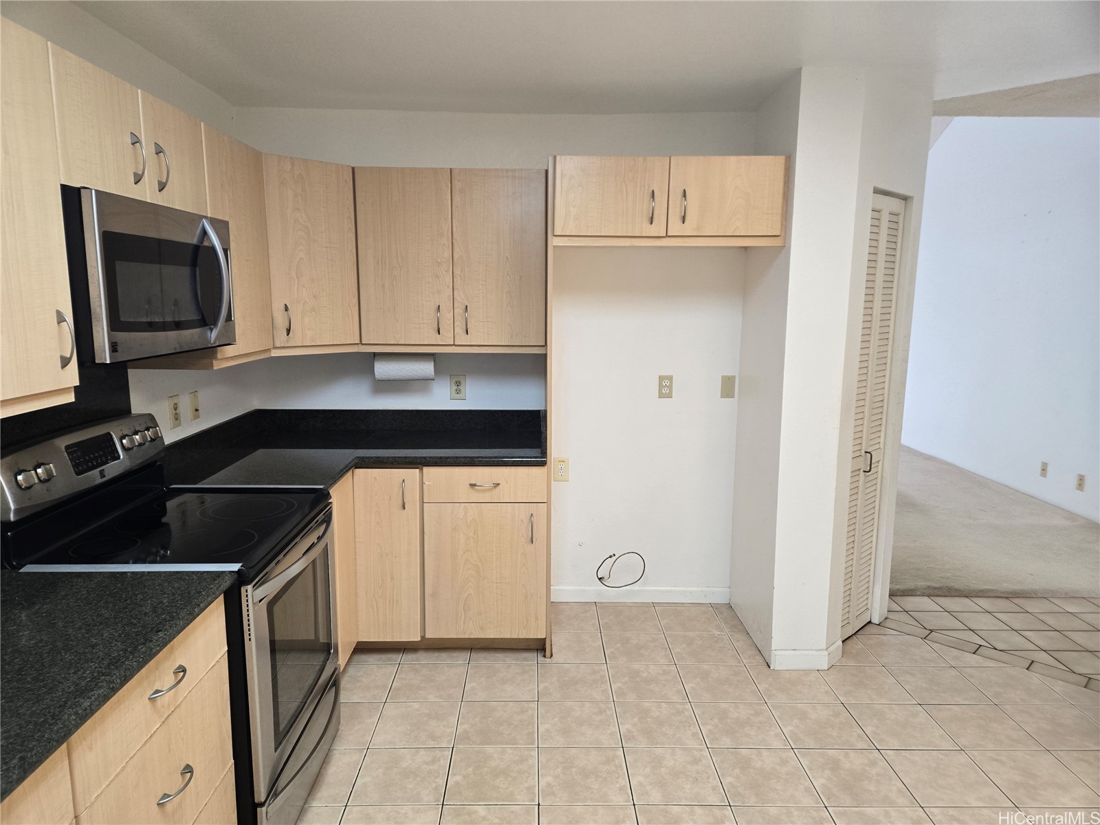 1595 Kanapuu Drive
