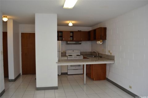 Photo of 814 Kinau Street #202, Honolulu, HI 96813 (MLS # 202522130)