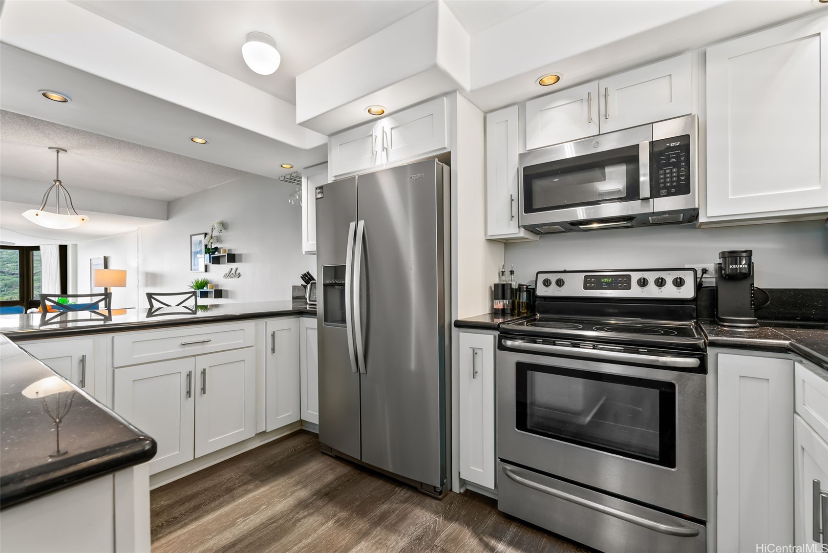 501 Hahaione Street 1-14H