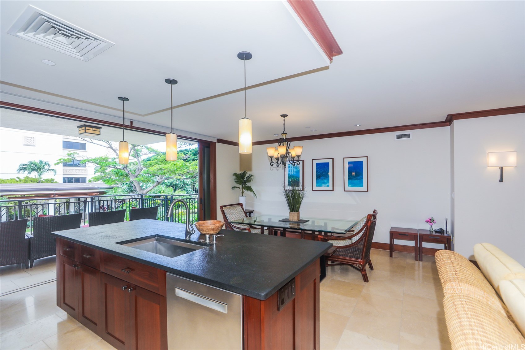 92-104 Waialii Place O215