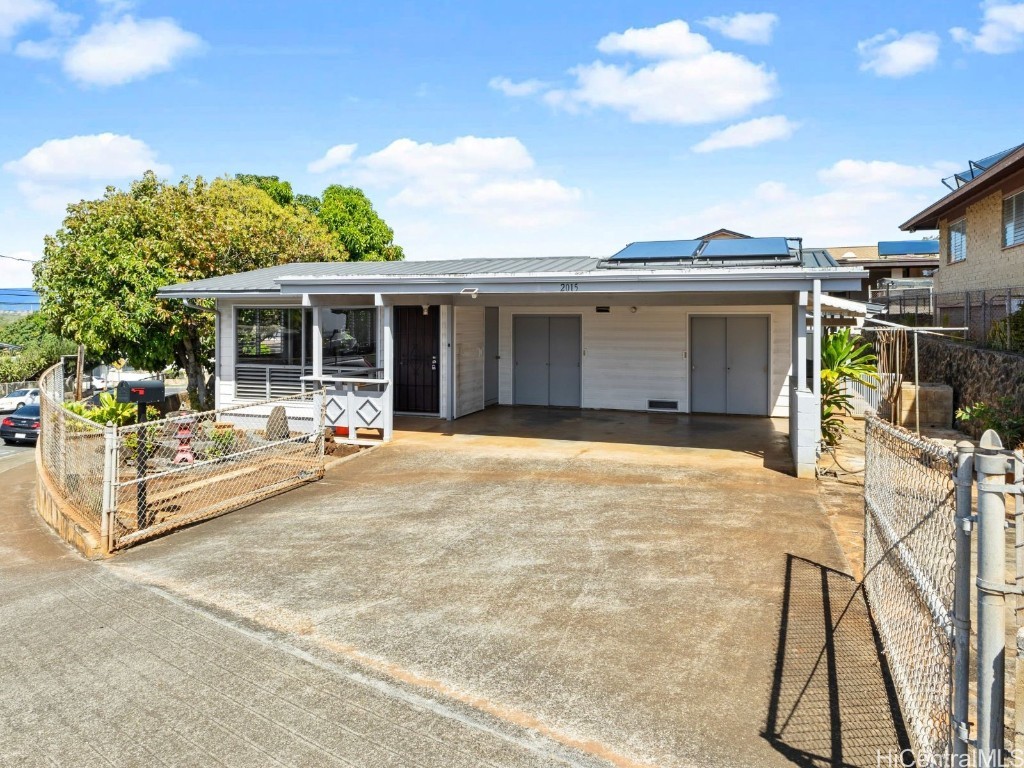 2015 Ala Mahamoe Street