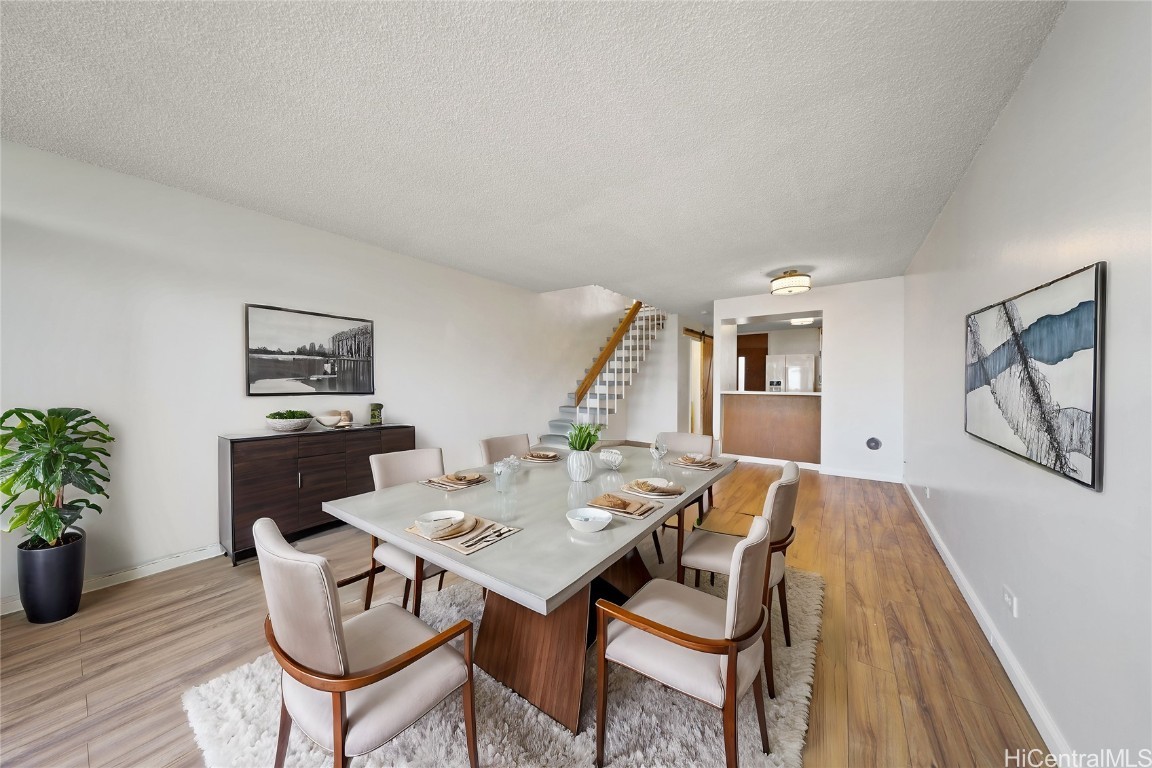 500 University Avenue 2406