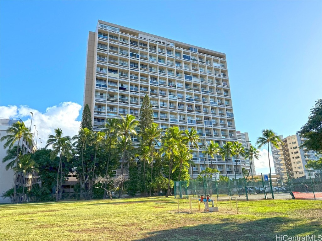 Ala Wai Plaza Condominium