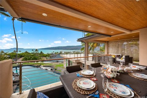 Photo of 278 Makaweli Place, Honolulu, HI 96825 (MLS # 202519410)