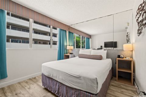 444 Kanekapolei Street 208 Honolulu HI 96815