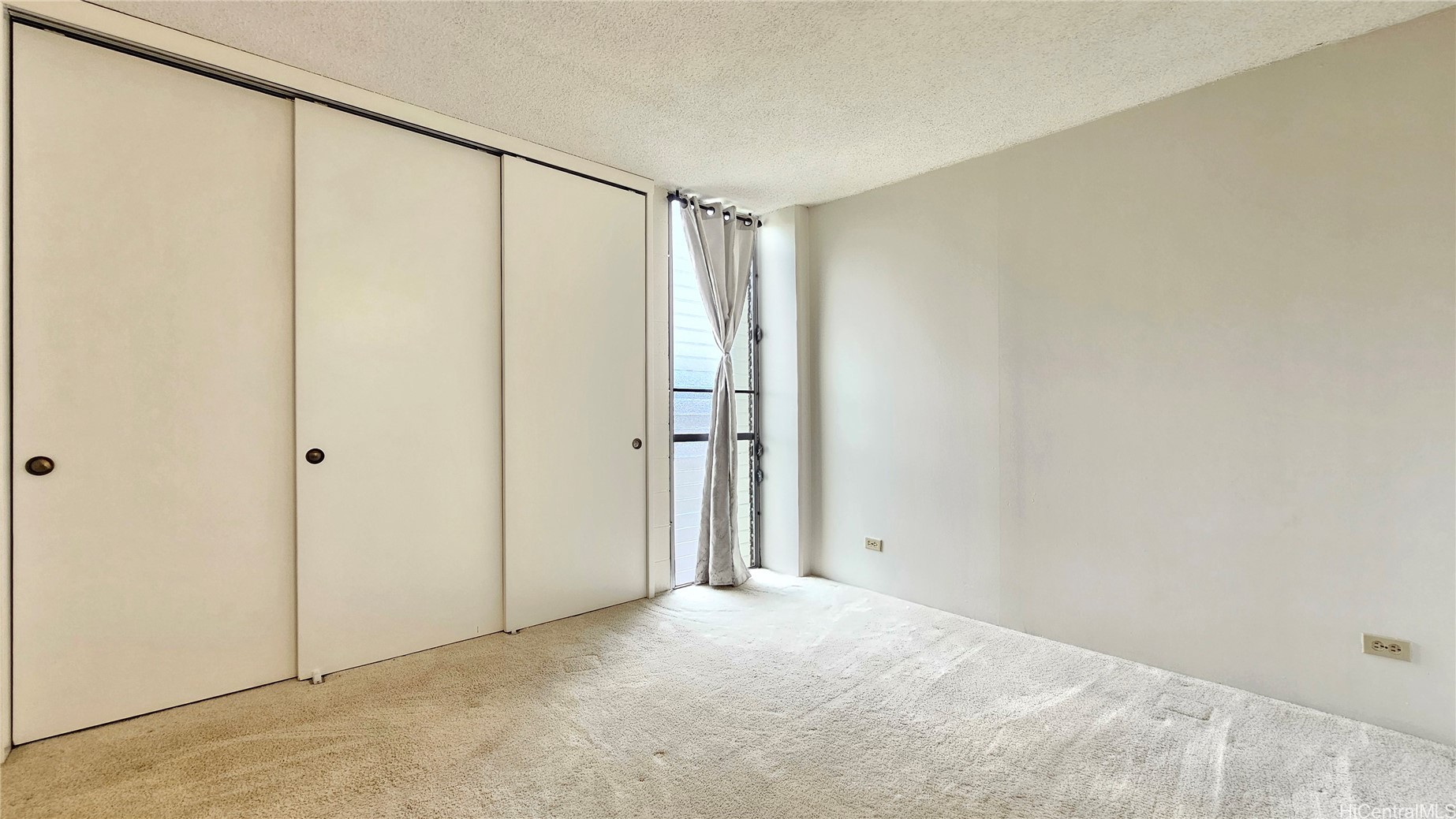 1160 Ala Napunani Street 1706