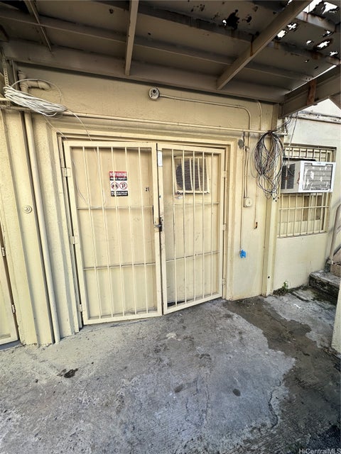 Photo of 1325 N School Street #A02, Honolulu, HI 96817 (MLS # 202613878)
