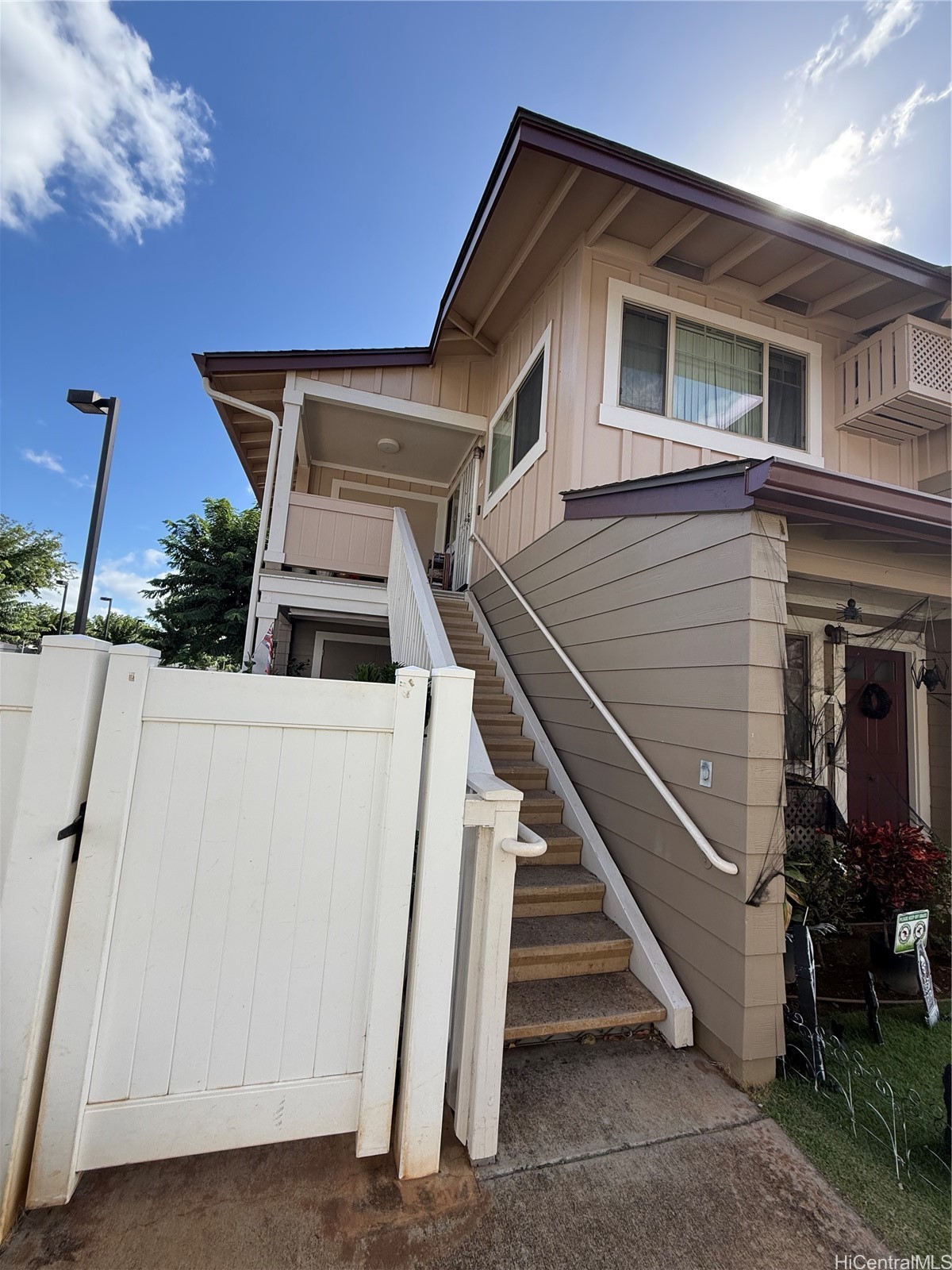 91-1013 Kamaaha Avenue 302