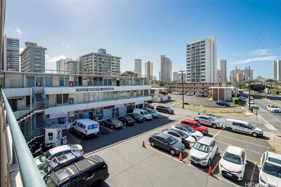 University Plaza Condominium