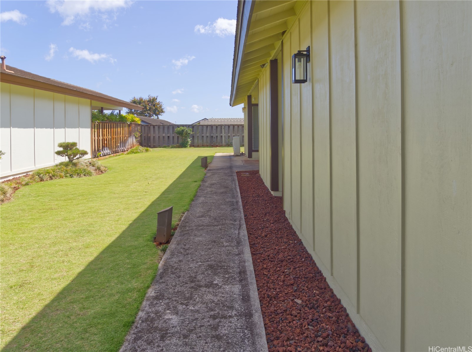 94-1115 Pulai Street